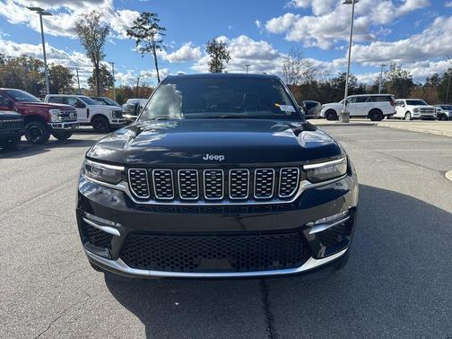 2025 Jeep Grand Cherokee Summit