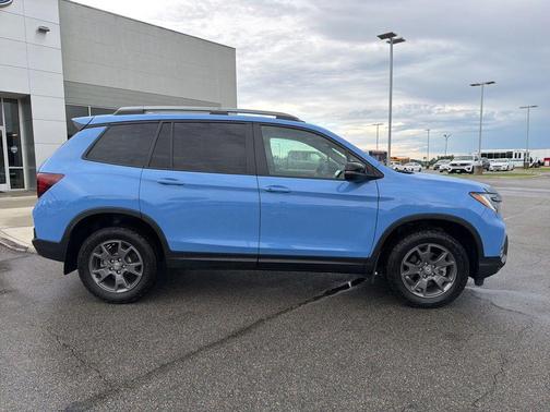 Diffused Sky Pearl 2024 Honda Passport AWD TrailSport