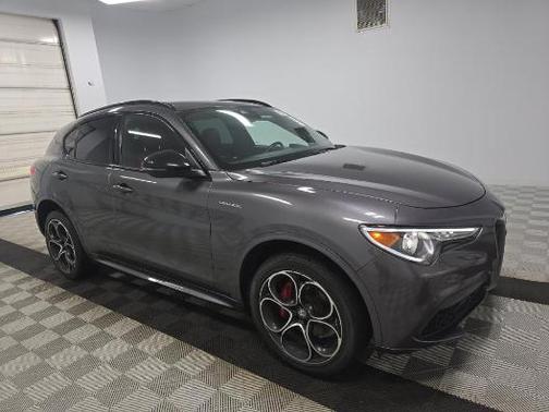 2022 Alfa Romeo Stelvio Ti