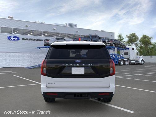 Oxford White 2026 Ford Expedition Active