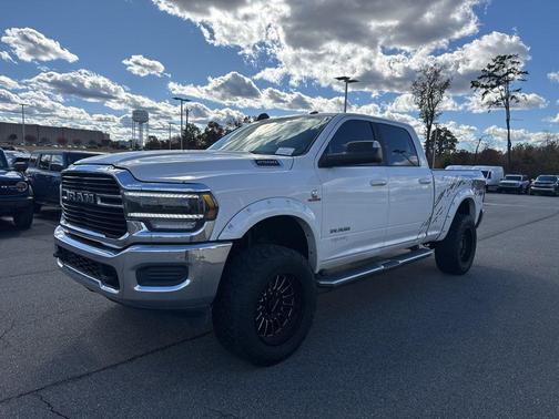 2021 RAM 2500 Big Horn Crew Cab 4x4 6'4' Box