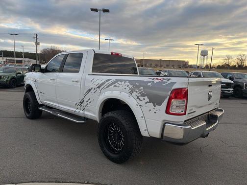 2021 RAM 2500 Big Horn Crew Cab 4x4 6'4' Box