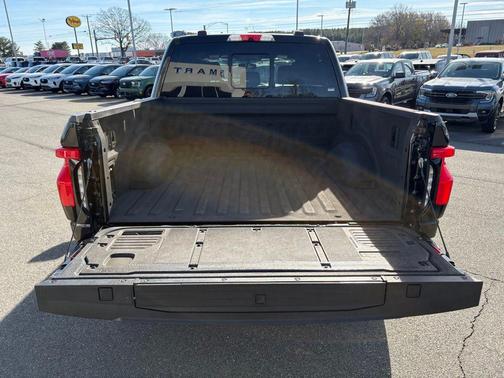 2022 Ford F-150 Lightning LARIAT