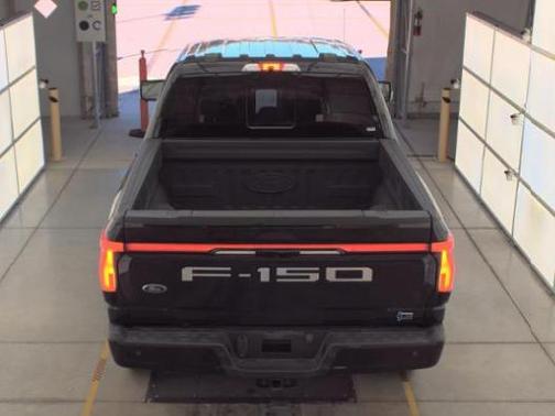 2022 Ford F-150 Lightning LARIAT