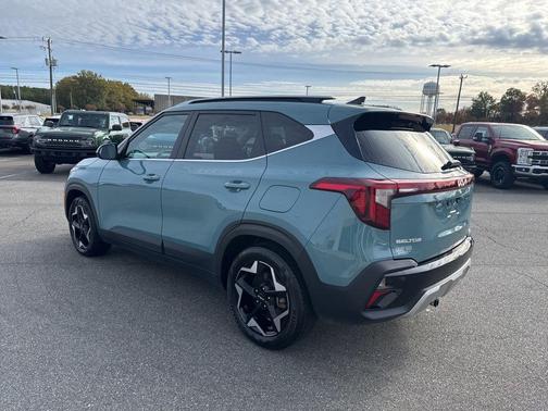 2024 Kia Seltos EX
