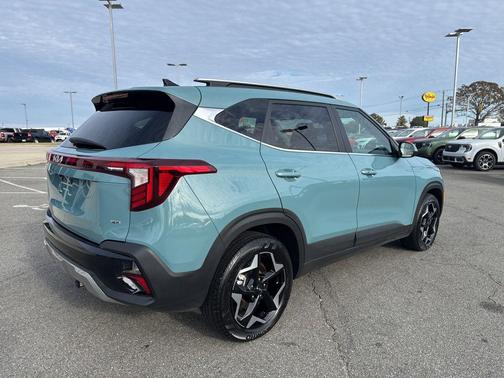 2024 Kia Seltos EX