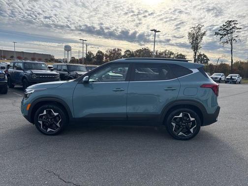2024 Kia Seltos EX