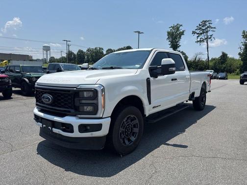 2023 Ford F-350 Lariat