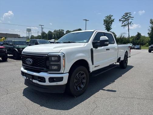 2023 Ford F-350 Lariat