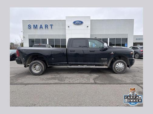 2025 RAM 3500 Laramie Crew Cab 4x4 8' Box