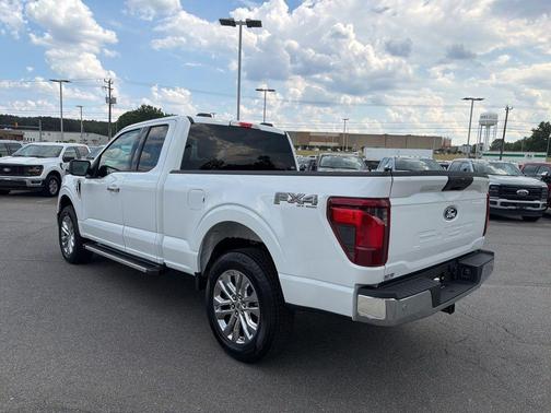 Oxford White 2026 Ford F-150 XLT