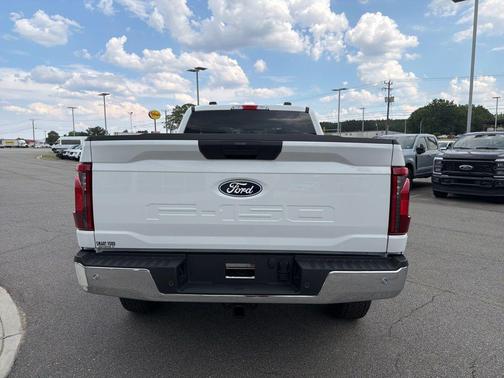 Oxford White 2026 Ford F-150 XLT