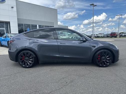 2023 Tesla Model Y Performance Dual Motor All-Wheel Drive