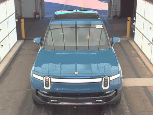 2022 Rivian R1T Adventure