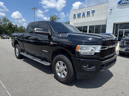 2021 RAM 2500 Big Horn Crew Cab 4x4 6'4' Box