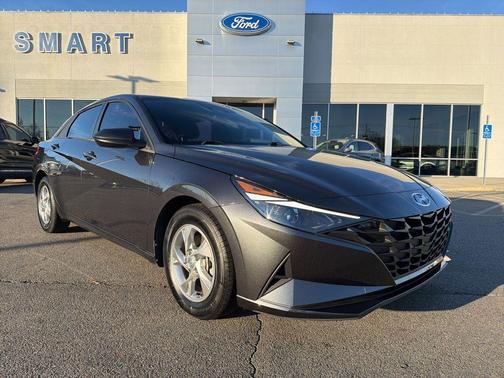 2021 Hyundai ELANTRA SE