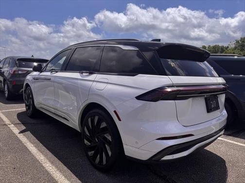 2024 Lincoln Nautilus Black Label