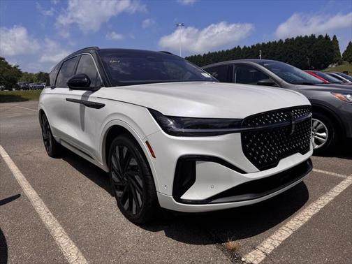 2024 Lincoln Nautilus Black Label