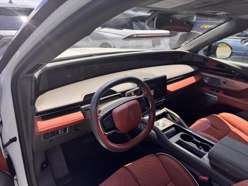 2024 Lincoln Nautilus Black Label