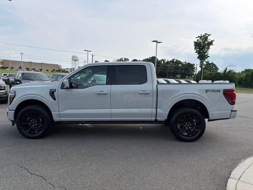 Avalanche 2026 Ford F-150 Platinum