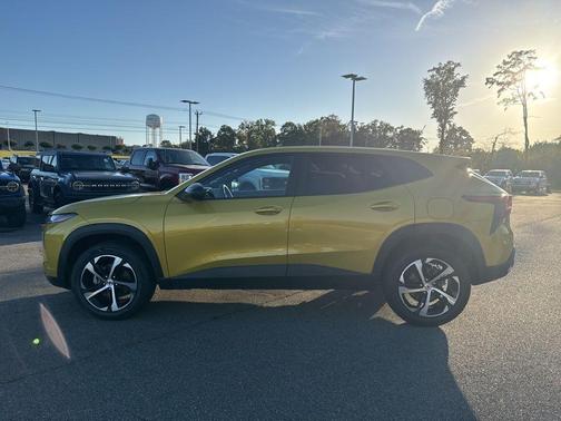 2025 Chevrolet Trax FWD 1RS