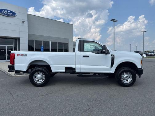 2025 Ford F-250 XL