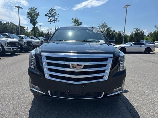 2020 Cadillac Escalade Luxury