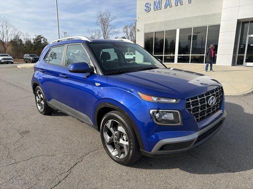 2024 Hyundai VENUE SEL