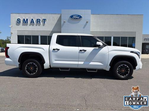 Ice Cap 2025 Toyota Tundra SR5
