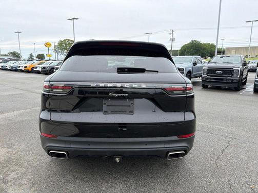 Black 2021 Porsche Cayenne Cayenne