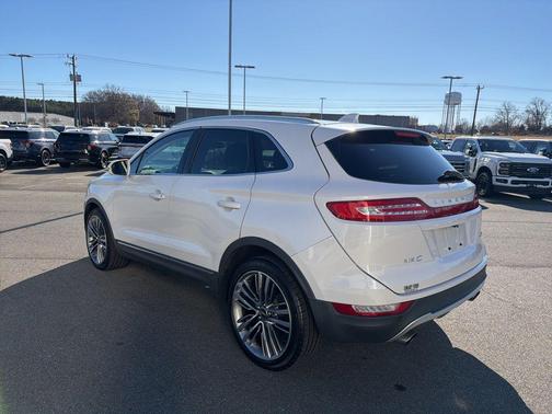 2015 Lincoln MKC Base