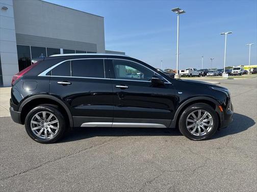 2021 Cadillac XT4 Premium Luxury