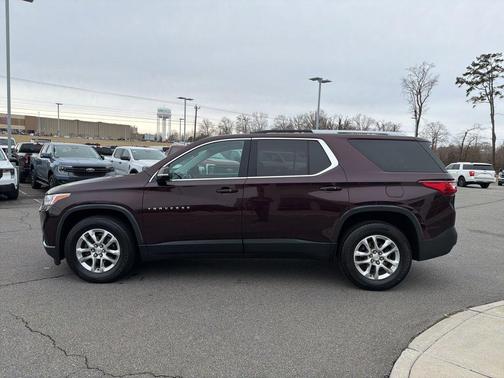 2018 Chevrolet Traverse LT Cloth