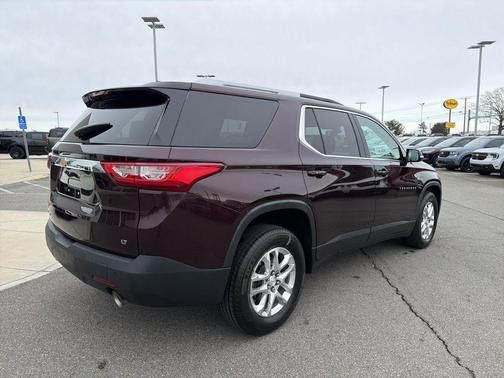 2018 Chevrolet Traverse LT Cloth