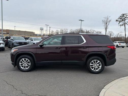 2018 Chevrolet Traverse LT Cloth