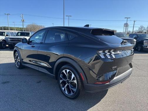 2024 Ford Mustang Mach-E Select