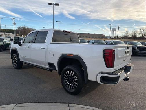 2024 GMC Sierra 3500 Denali