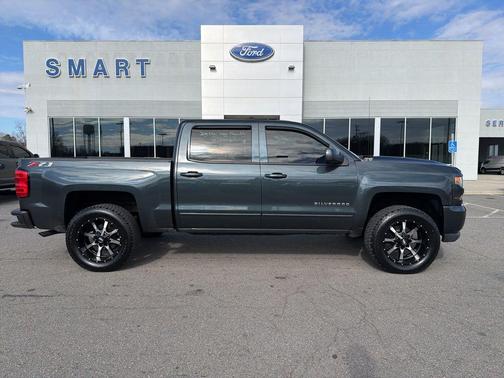 2018 Chevrolet Silverado 1500 2LT