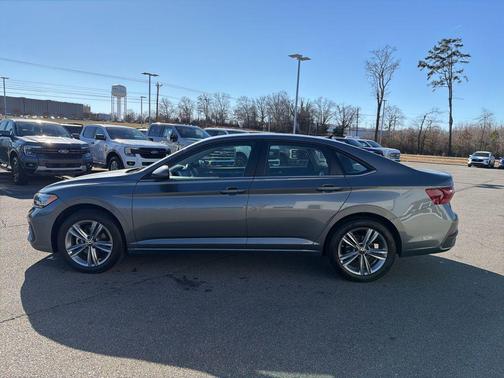 2024 Volkswagen Jetta 1.5T SE