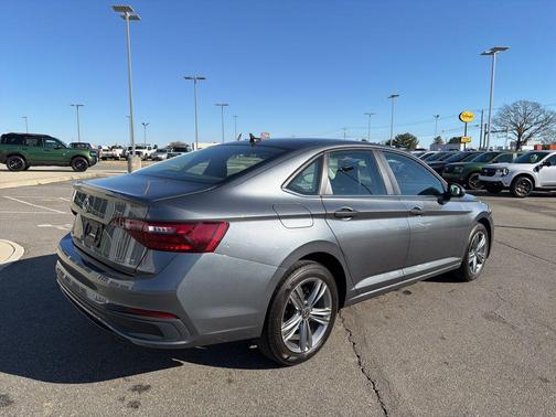 2024 Volkswagen Jetta 1.5T SE