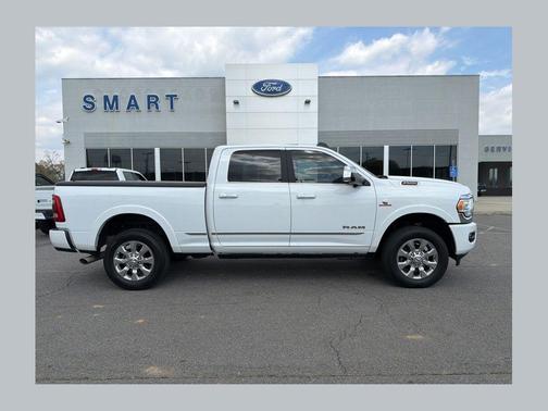 Bright White Clearcoat 2019 RAM 2500 Limited Crew Cab 4x4 6'4' Box