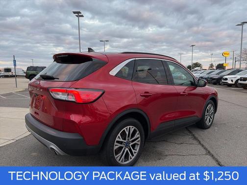 2022 Ford Escape SEL