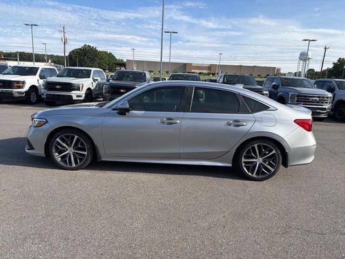 Lunar Silver Metallic 2024 Honda Civic Touring