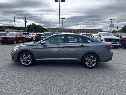 2024 Volkswagen Jetta 1.5T SE