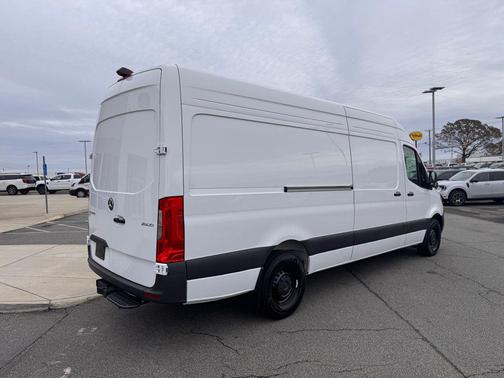 2025 Mercedes-Benz Sprinter 2500 High Roof