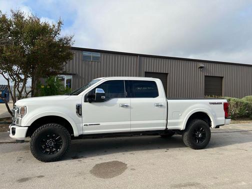2022 Ford F-250 Platinum