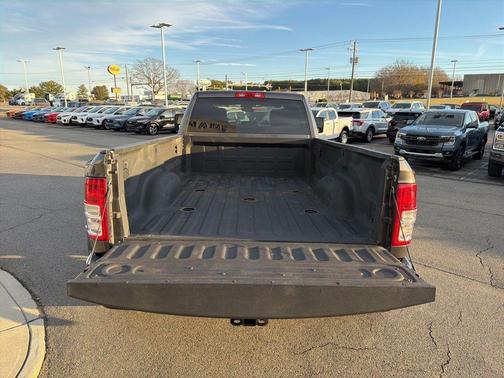 2024 RAM 3500 Big Horn Crew Cab 4x4 8' Box