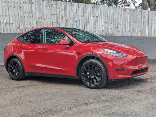 2023 Tesla Model Y Long Range Dual Motor All-Wheel Drive
