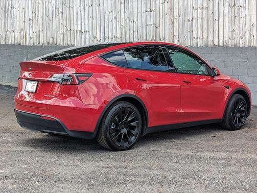 2023 Tesla Model Y Long Range Dual Motor All-Wheel Drive