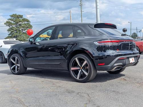 2024 Porsche Macan T